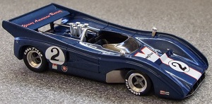 MM304_Young_McLaren_2_300