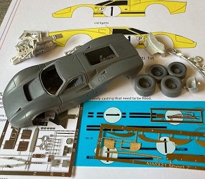 MM321_Ford_IV_Sebring_kits_300